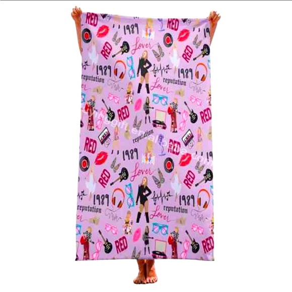 Brand new in package taylor swift beach towels - Picture 1 of 1